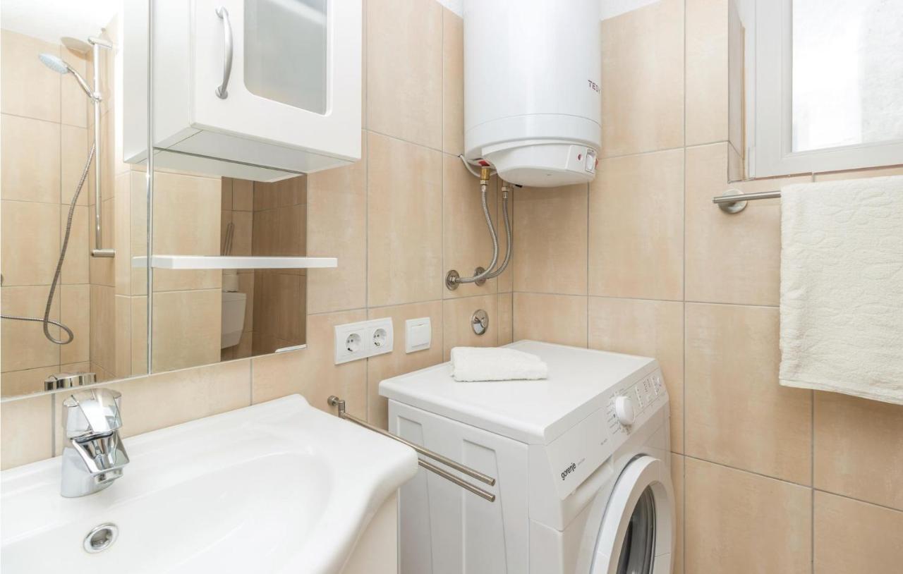 Gorgeous Home In Zadar With Wifi Экстерьер фото