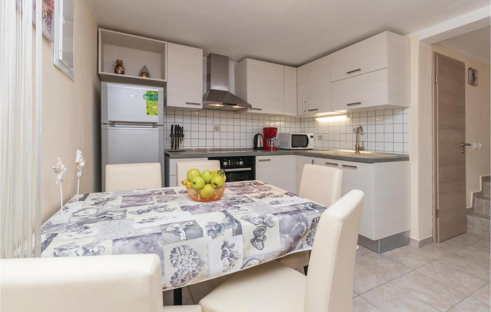Gorgeous Home In Zadar With Wifi Экстерьер фото